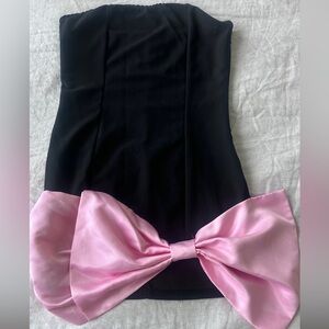 Cute mini dress with pink bow tie